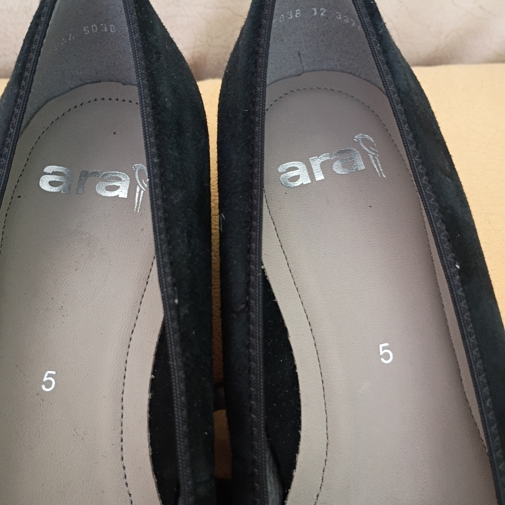 NWT.Ara Black Suede Flats with Sparkle Toe - Picture 6 of 8